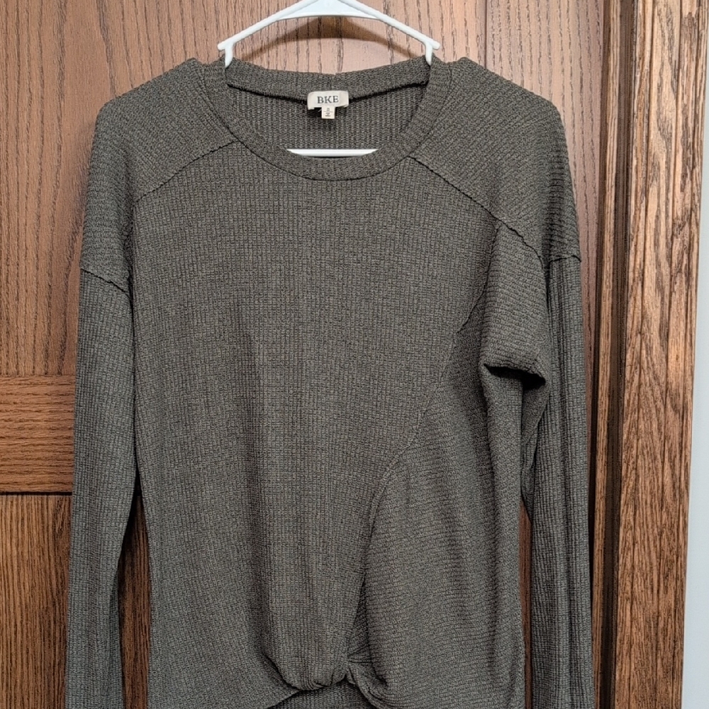 BKE Women's Olive Long Sleeve Top